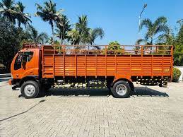 22 feet - Large cargo trucks for heavy-duty transportation